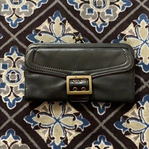 Danier Clutch/purse/wallet